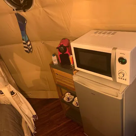 招待所 Time Stops Here At