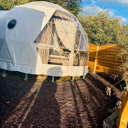 Time Stops Here At 4* 圣伊莱尔·德列