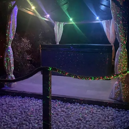 Gasthuis Time Stops Here At