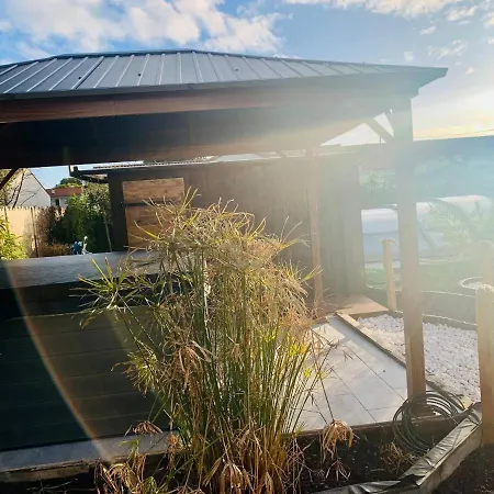 Gasthuis Time Stops Here At Saint-Hilaire-de-Riez